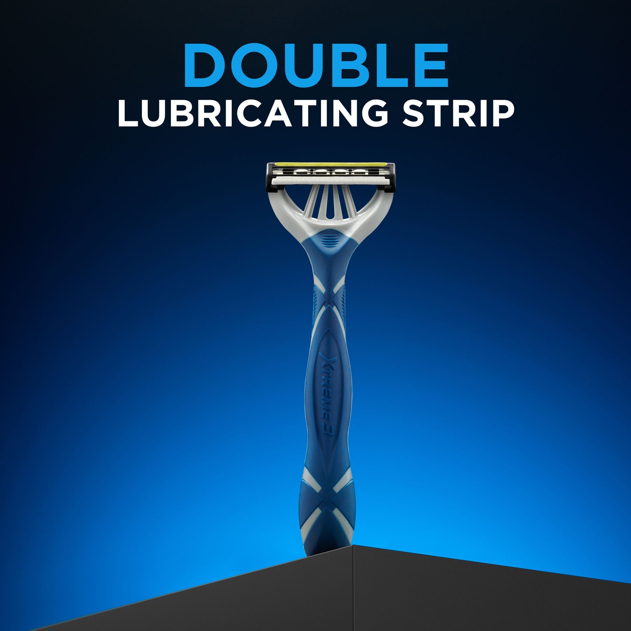 Xtreme 3 Ultimate Men's Disposable Razor  lubricating strip