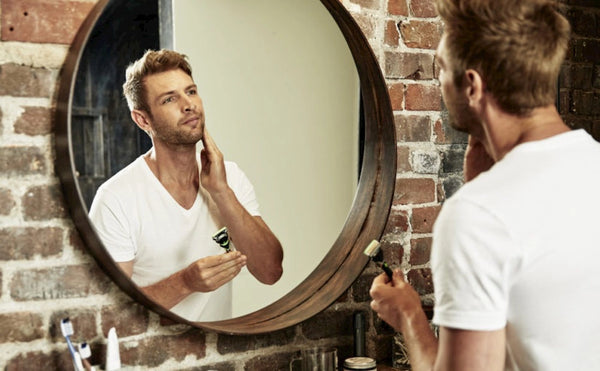 The Scruff Beard Look: What Is It & How To Style It