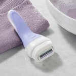 Intuition 2-in-1 Dry Skin Razor in the shower